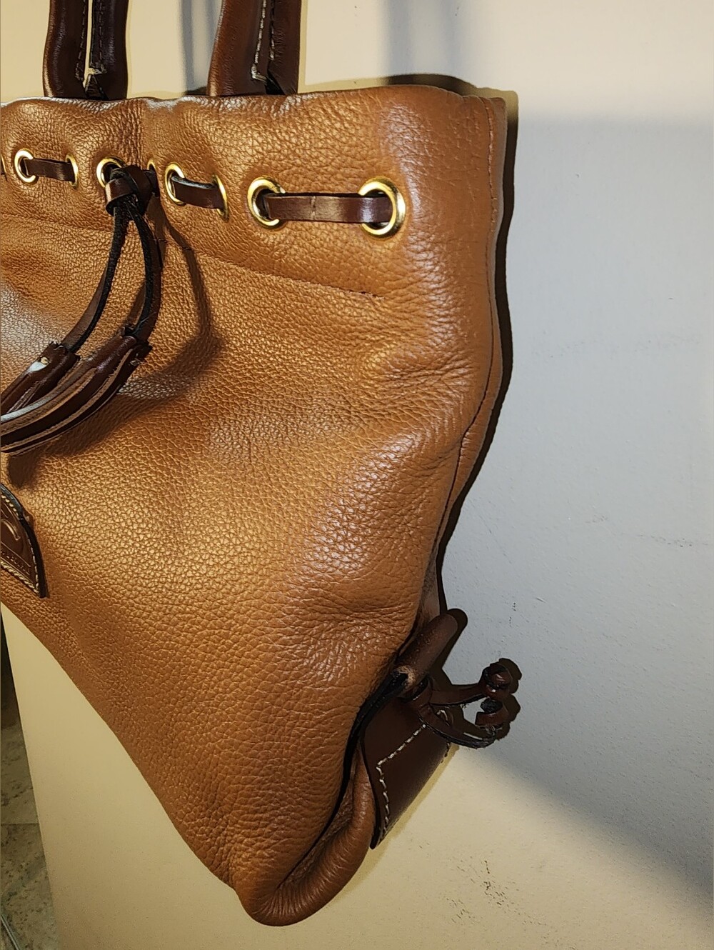 Dooney And Bourke Brown Pebbled Leather Satchel Tassels Crossbody - Picture 4 of 8